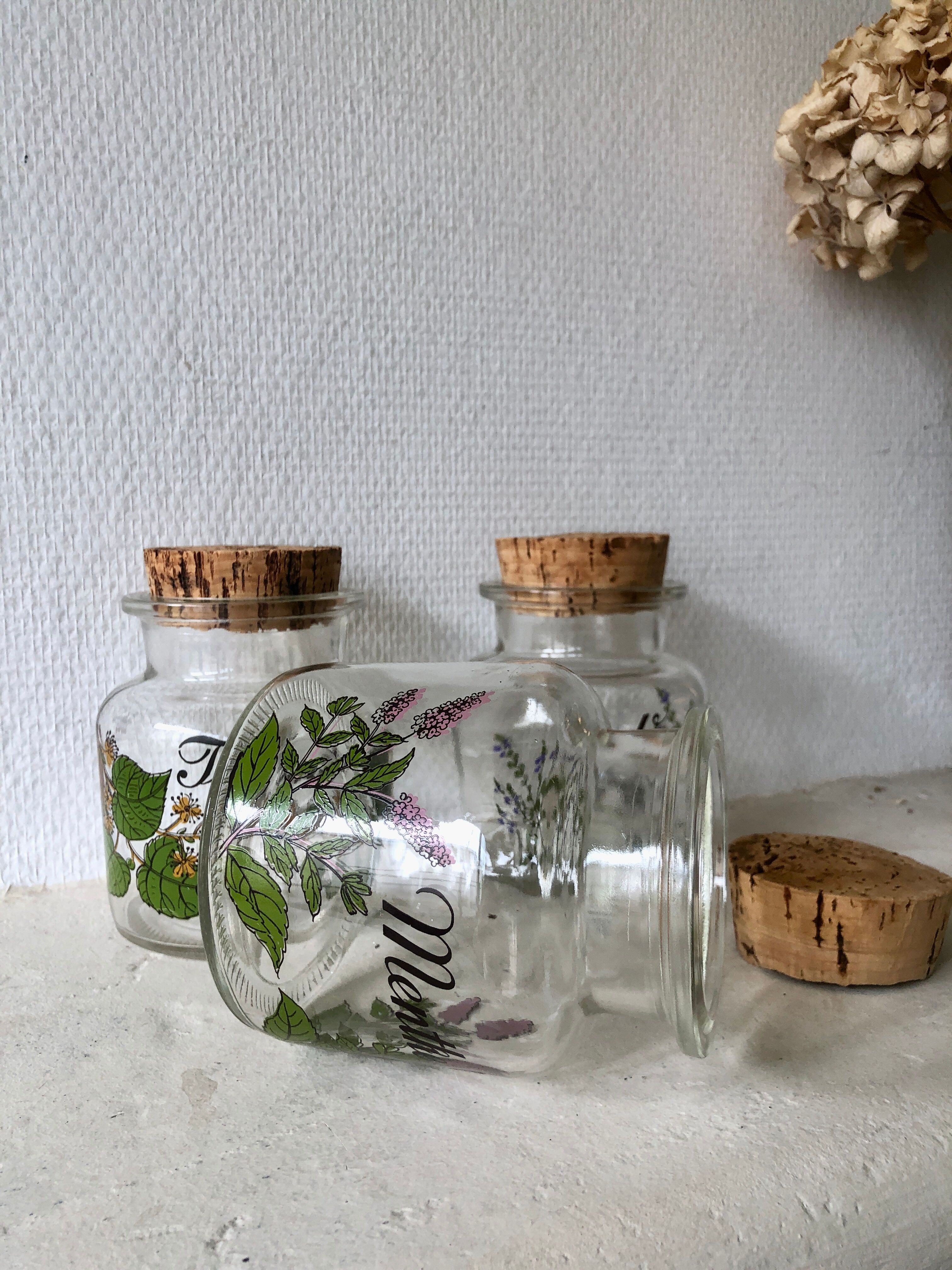 Lot 3 glass jars and corks