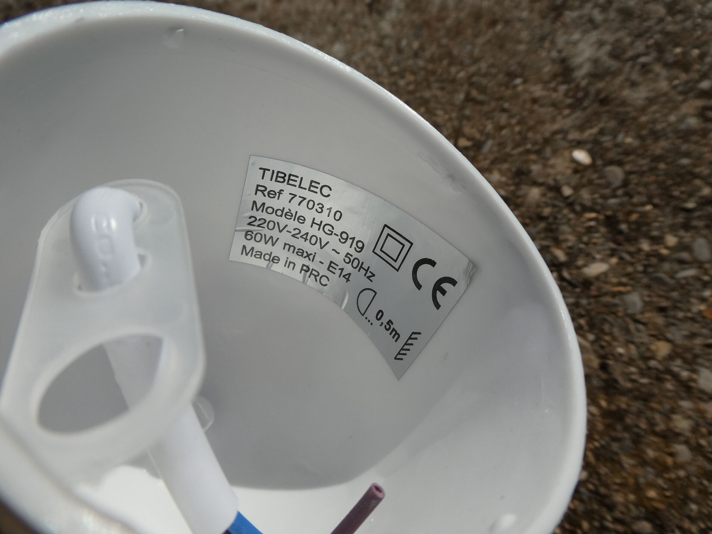 Vintage wicker pendant lamp