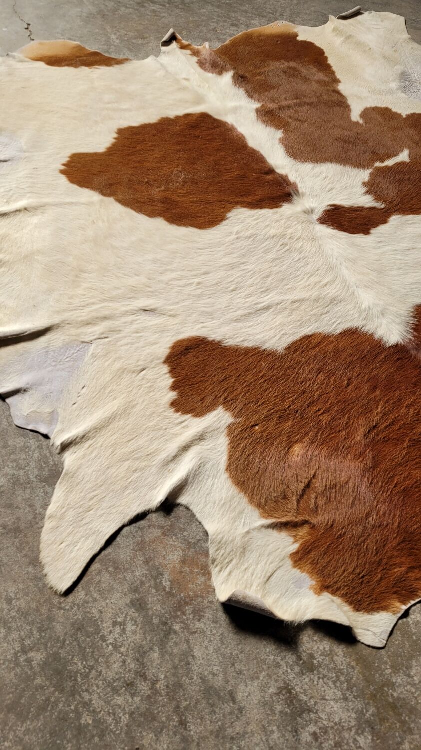 Vintage cowhide rug 1970