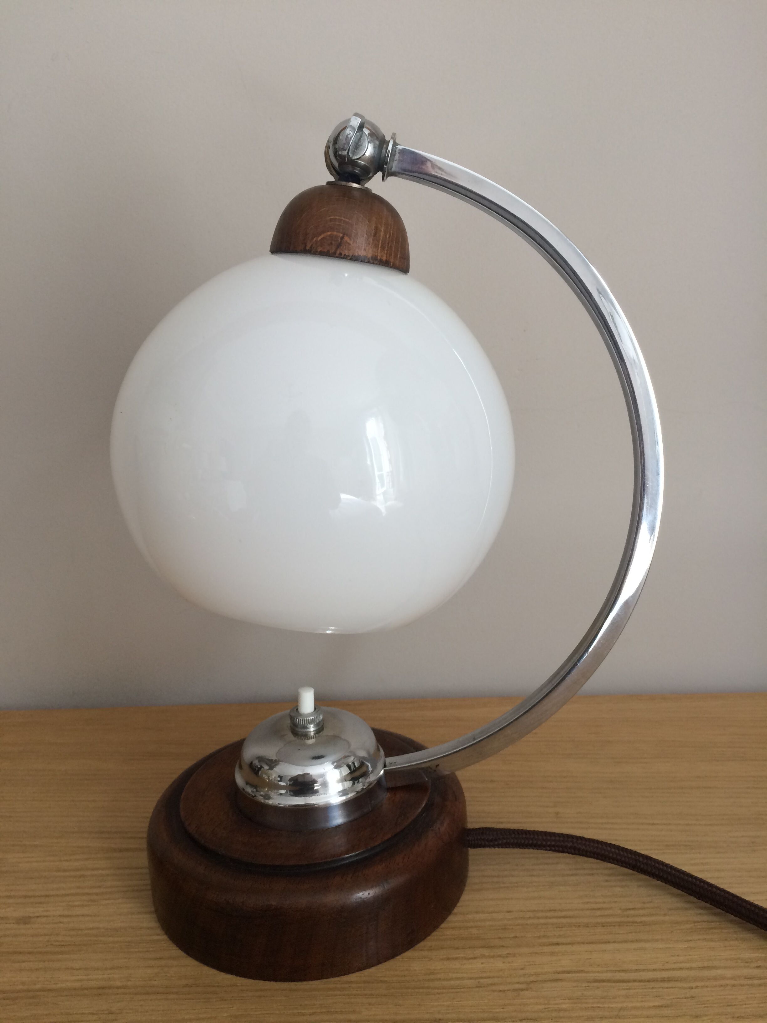 1930s art deco bedside lamp