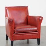 Fauteuil peint en rouge en cuir de mouton