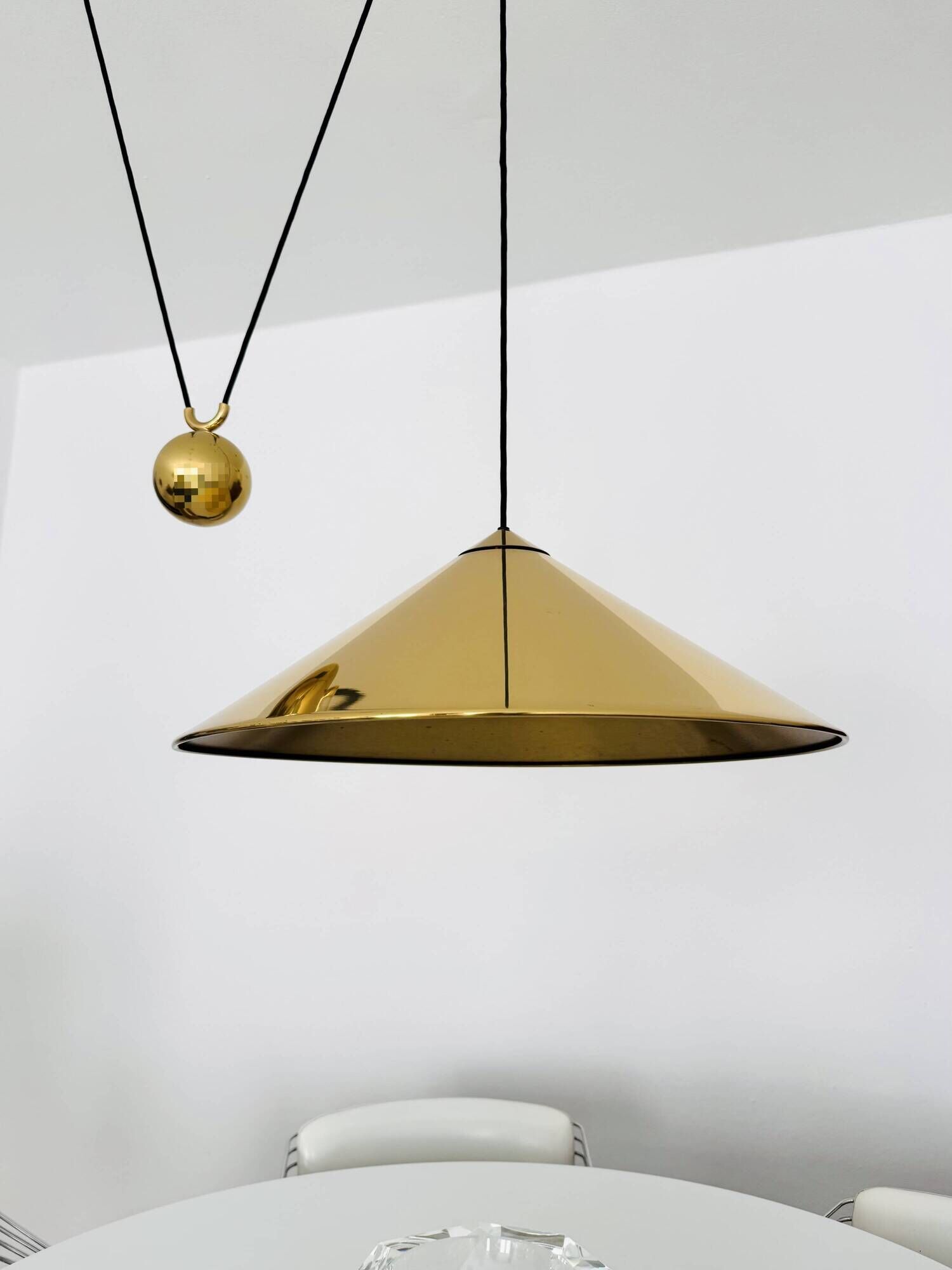 Adjustable Brass Keos Pendant Lamp with Counterweight by Florian Schulz