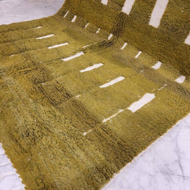 Handmade pure wool rug size 3/4 m