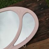 Oval mirror in pink cast iron layette