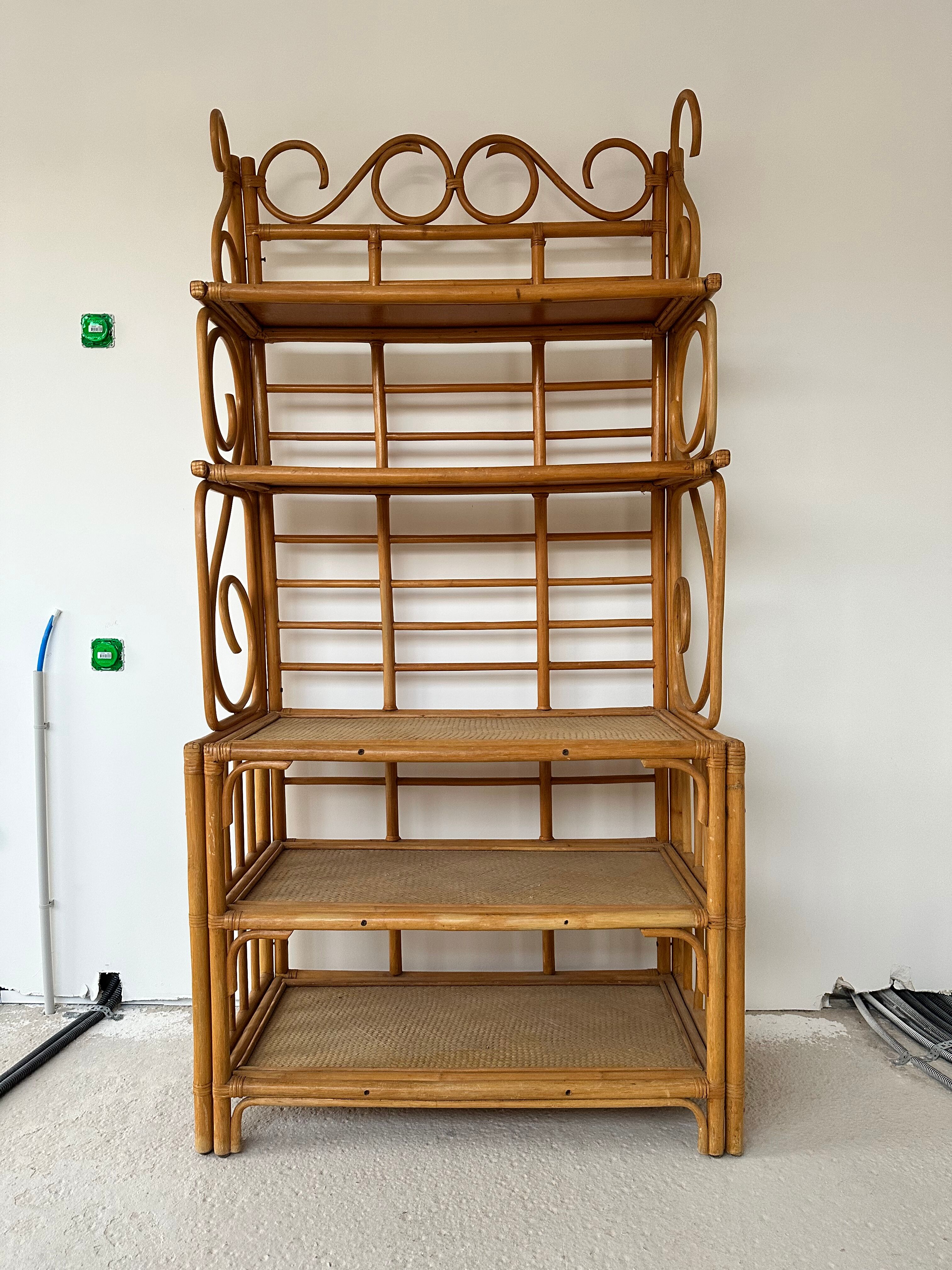Vintage curved rattan shelf cabinet from the 60s