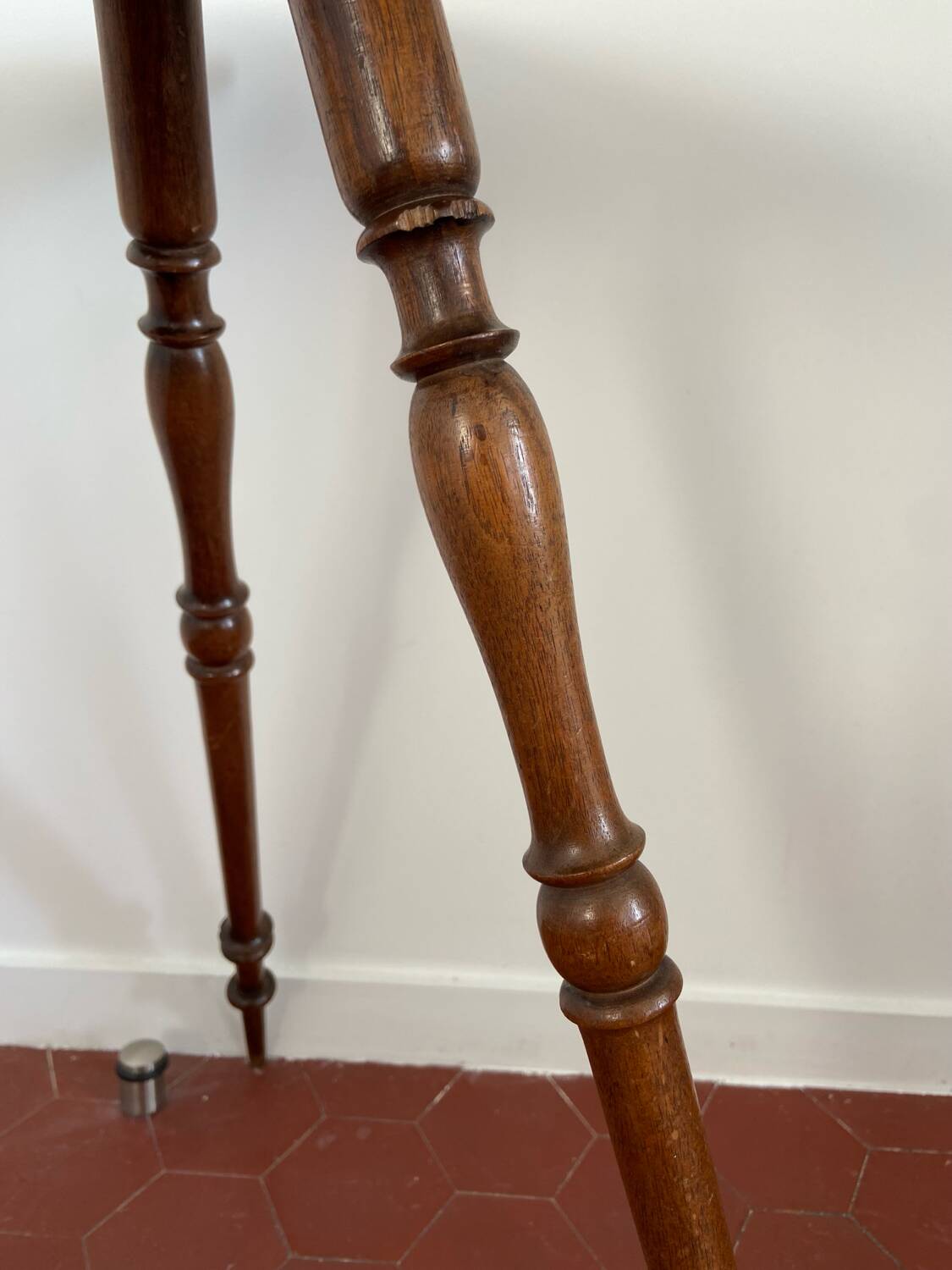 Old tripod side table