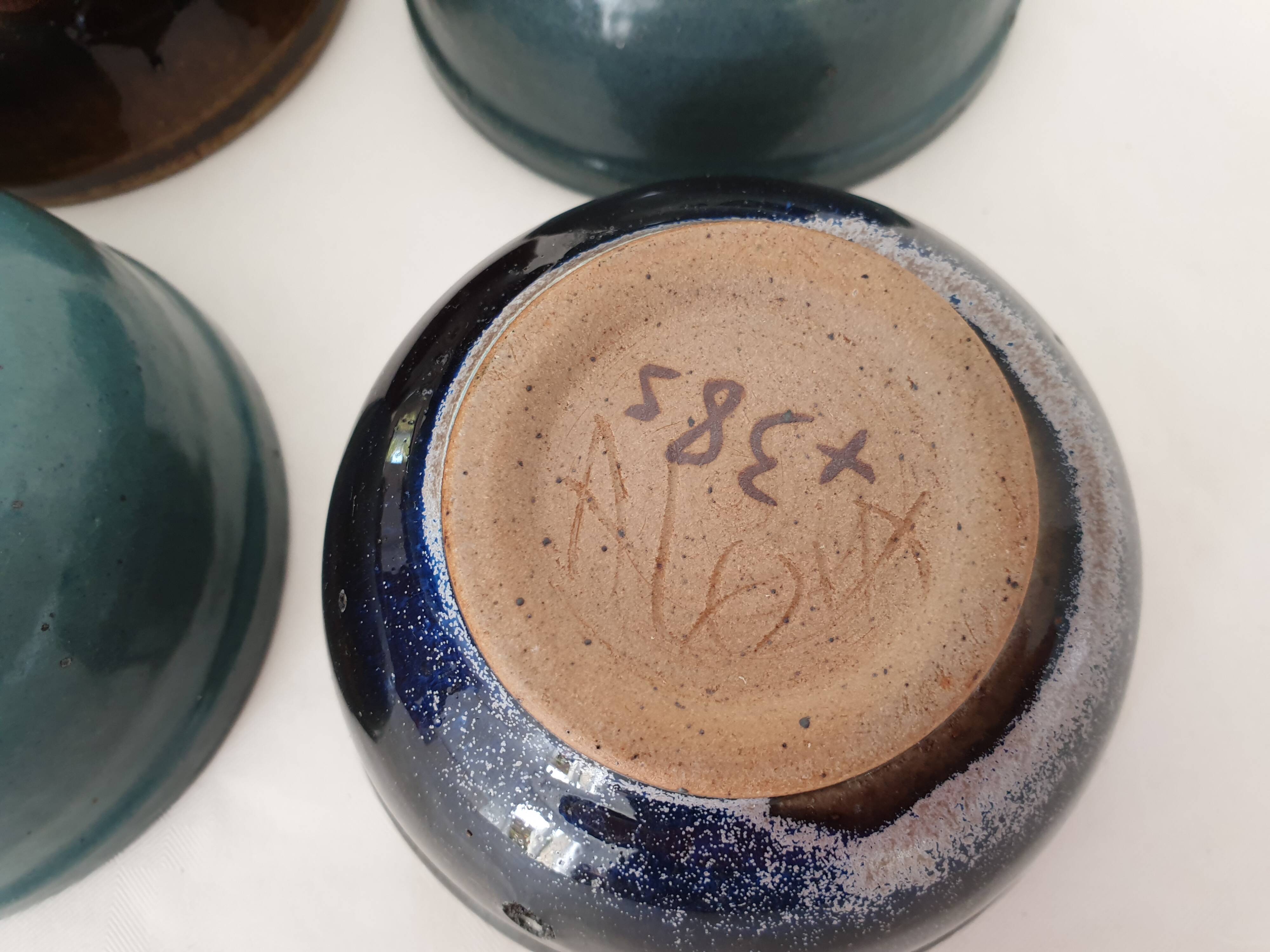 Set of 4 ramekins Bowls / cups in glazed ceramic Signed Alésia