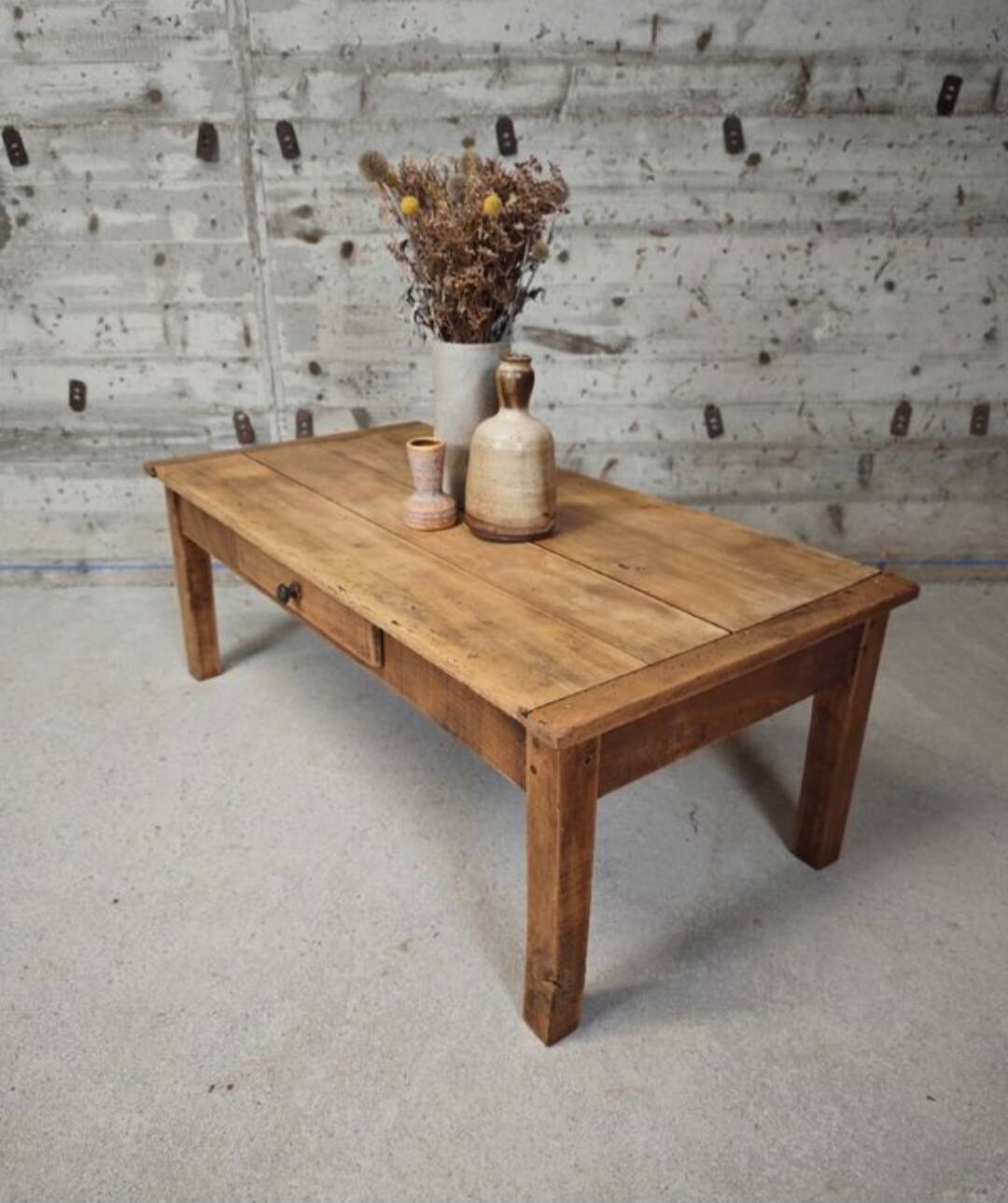 Table basse de ferme