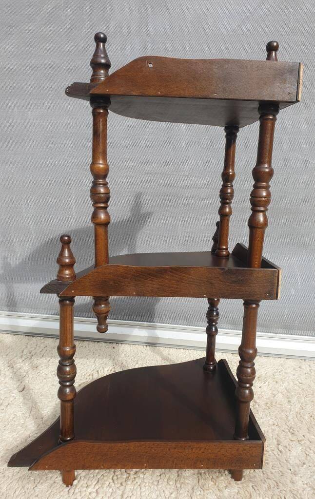 Corner wall display with 3 mahogany shelves