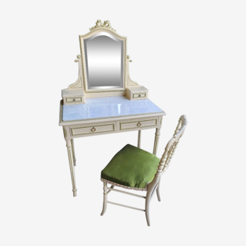 Dressing table with chair