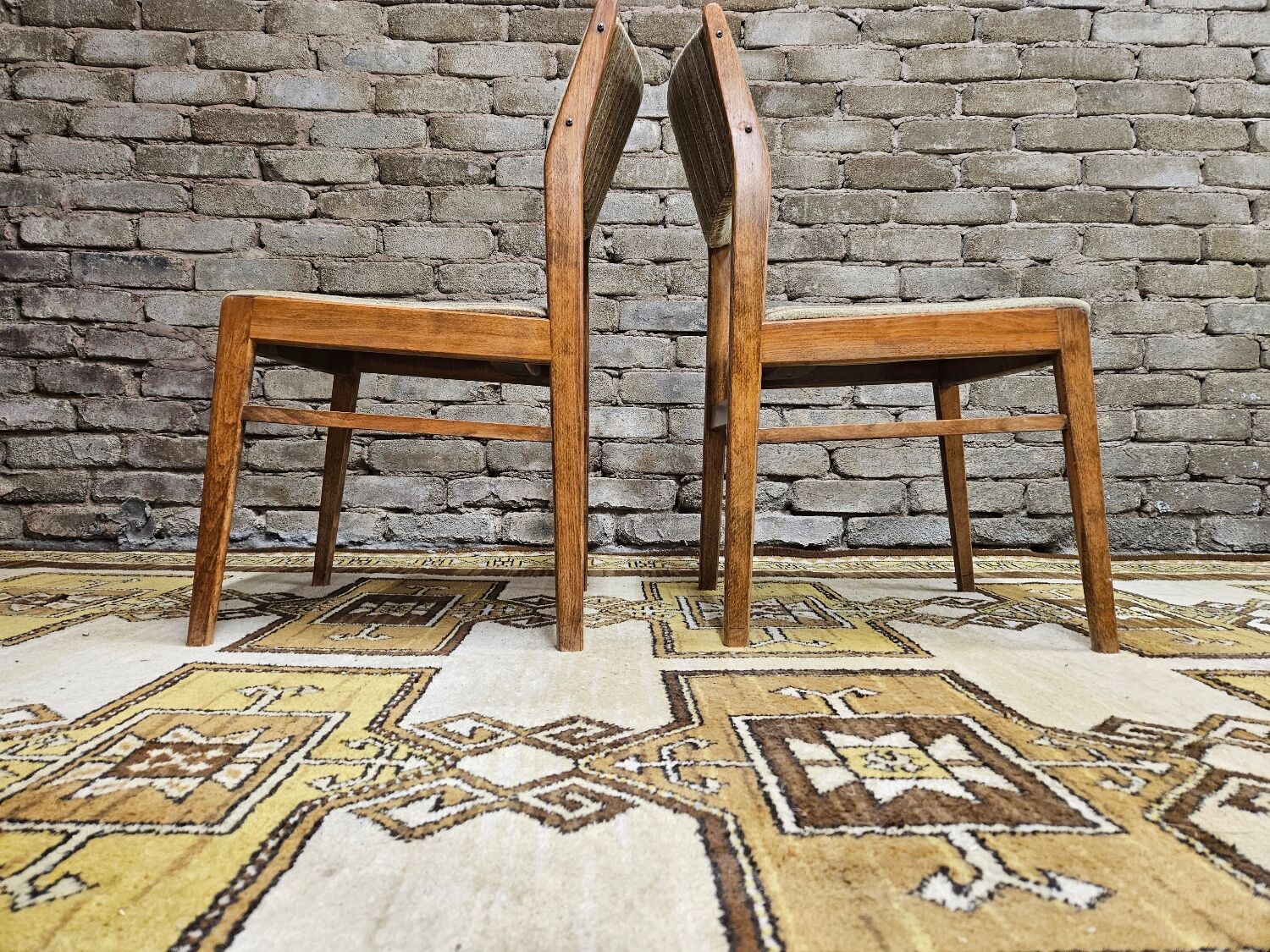 Paire de chaises scandinaves années 70