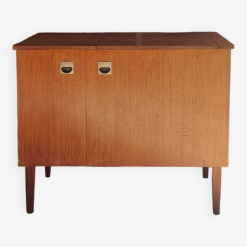 Singer sewing machine cabinet, model 744, 1960s