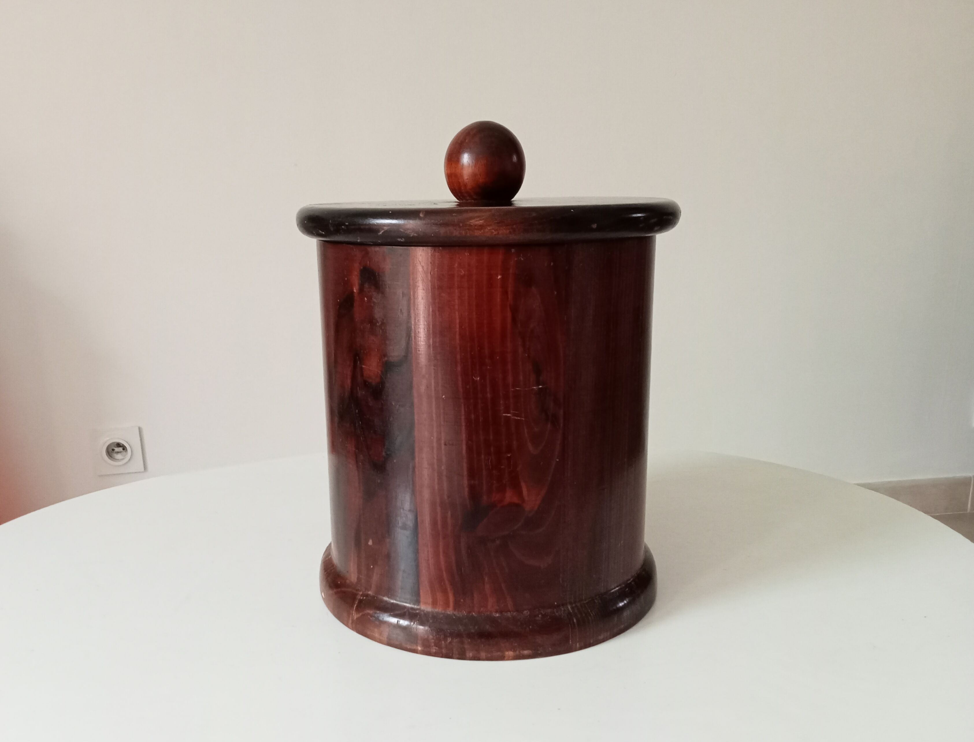 Vintage turned wooden table bin