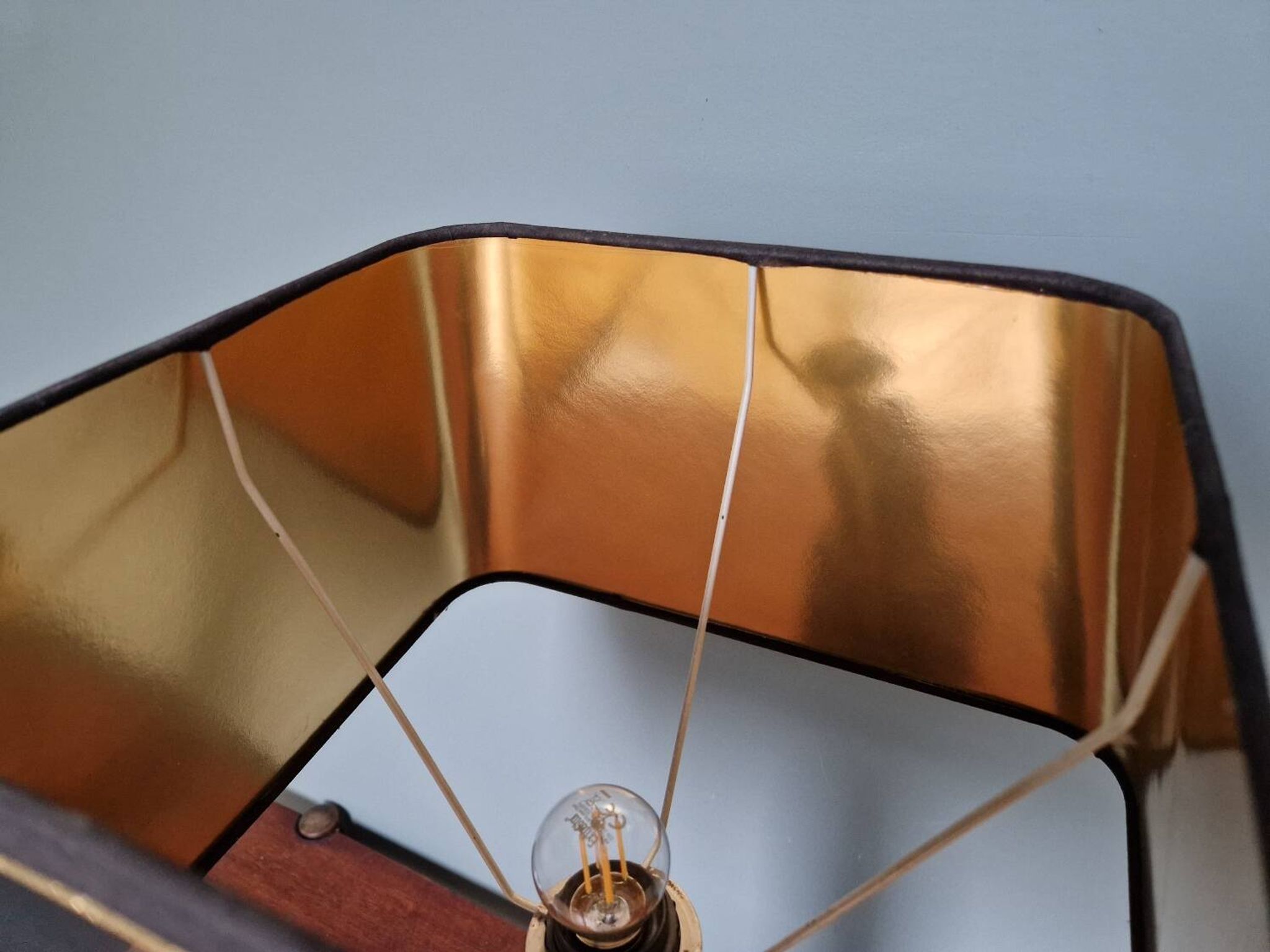 Egyptian table lamp, Hollywood Regency style, 1970