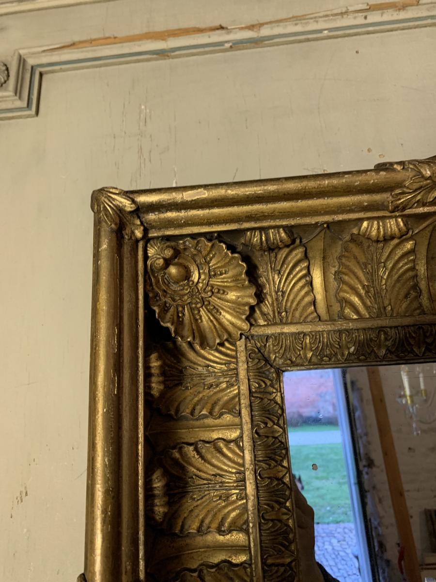 Carved golden wood frame, early 19th century