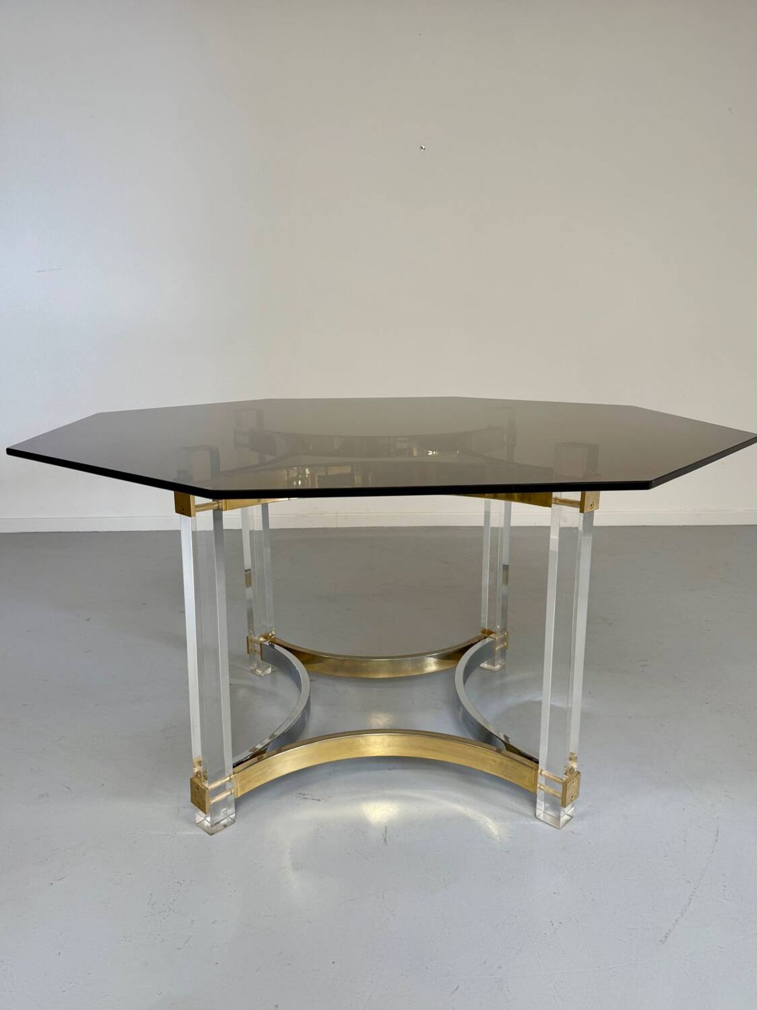 Ancienne table à manger design italien d'Alessandro Albrizzi années 70
