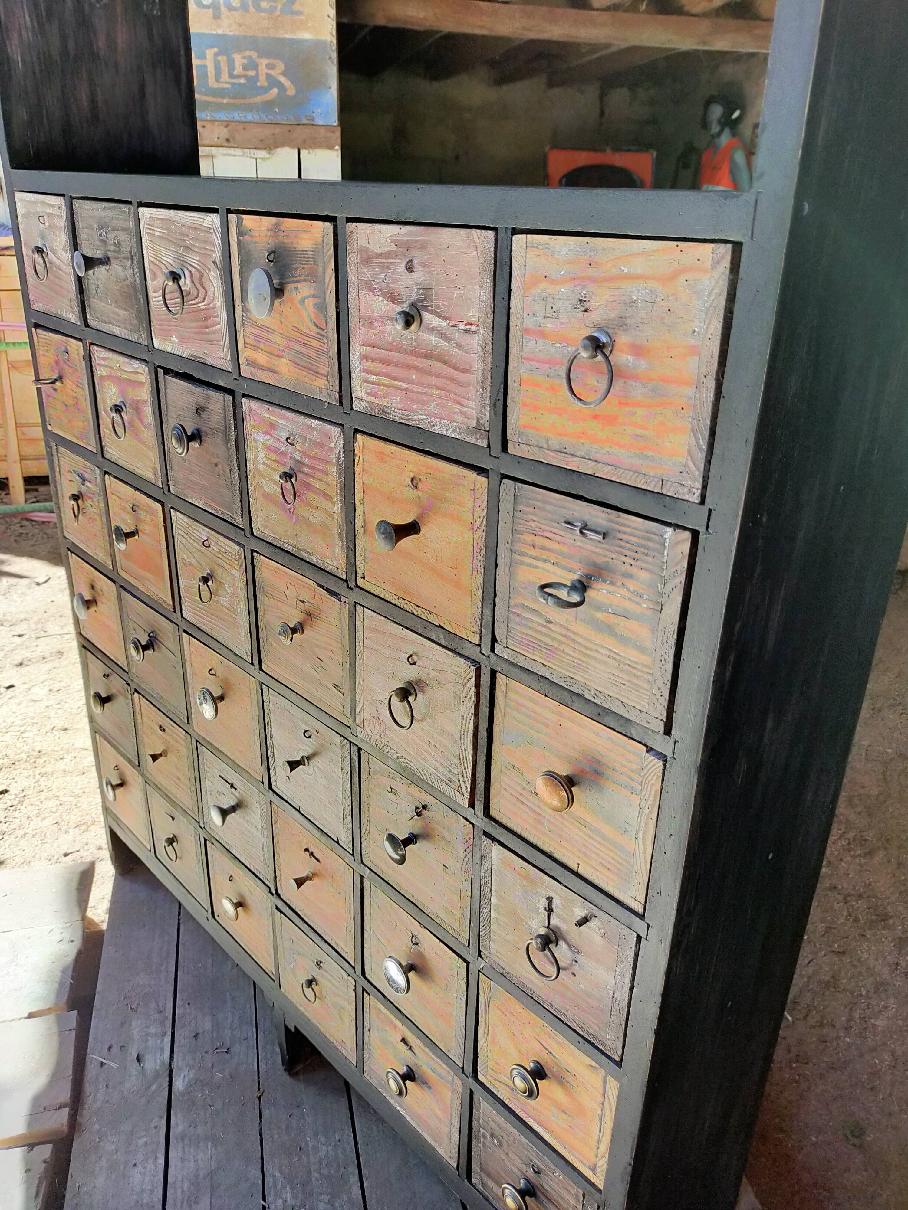 Trade furniture with drawers, hardware nailer
