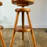 paire de tabourets d'architectes réglables en pin années 60