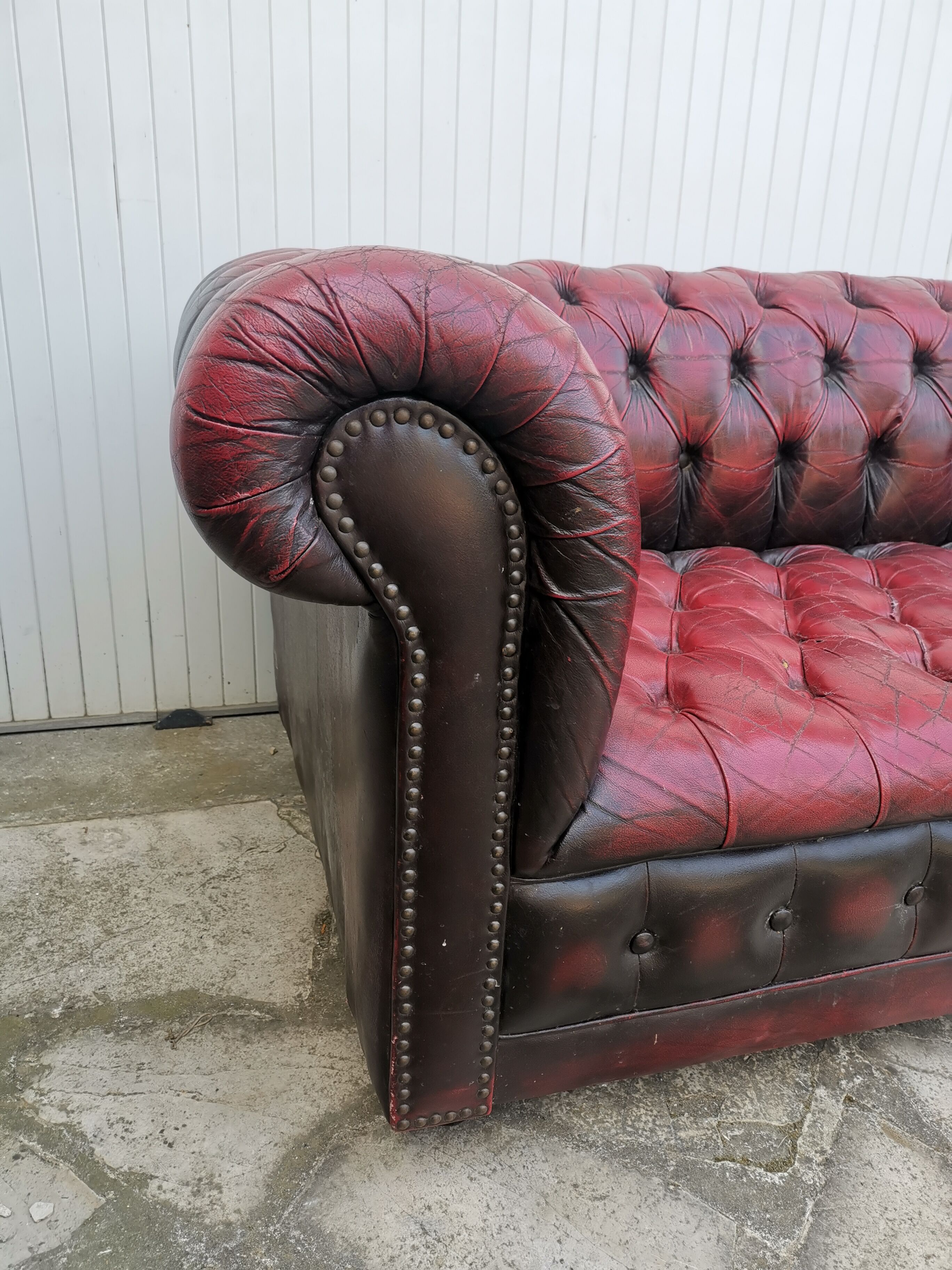 Leather chesterfield