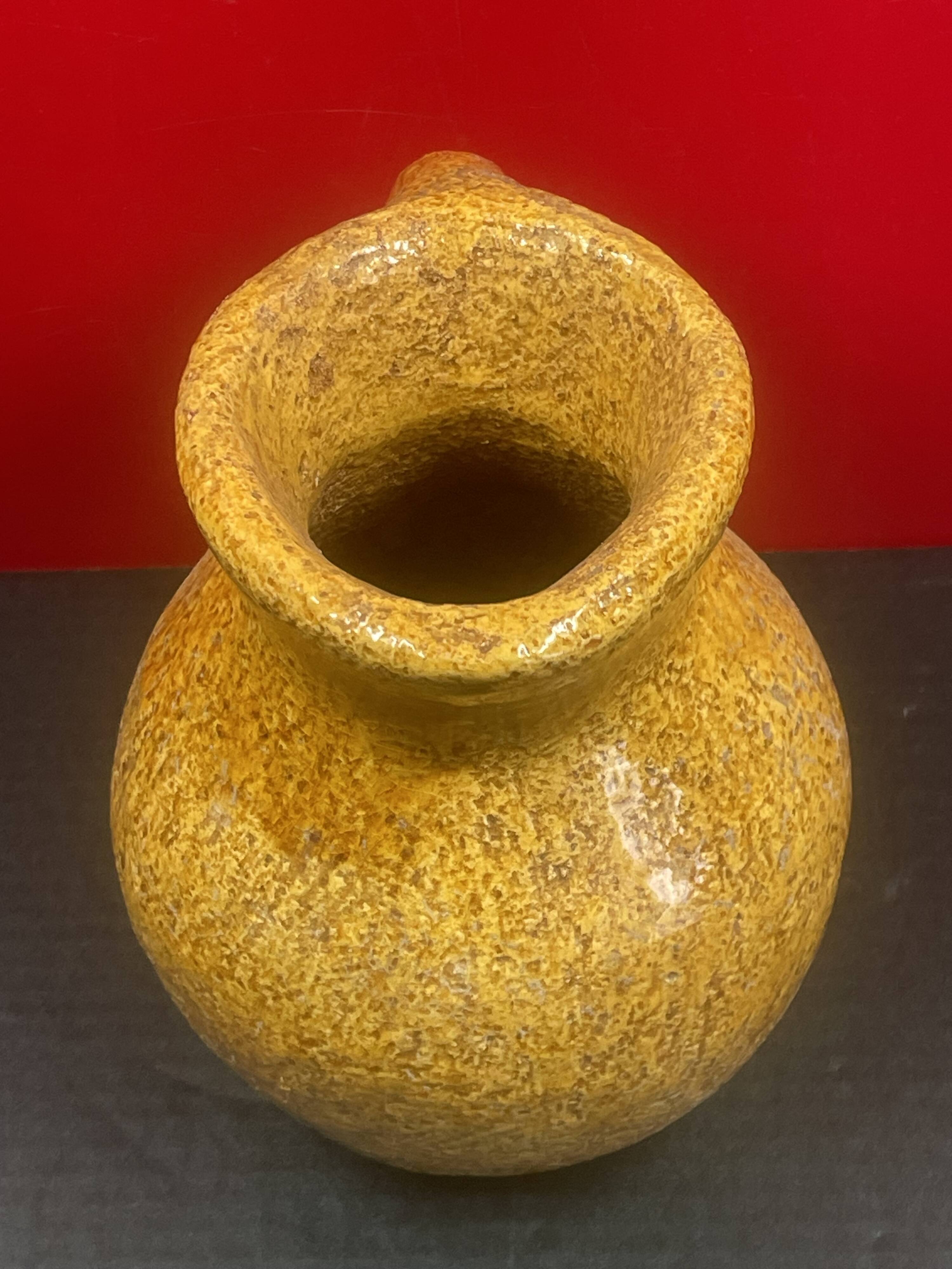 Contemporary ceramic very heavy modernist pitcher to identify H 16.5 cm