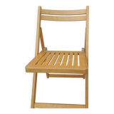 Folding chair in natural beech