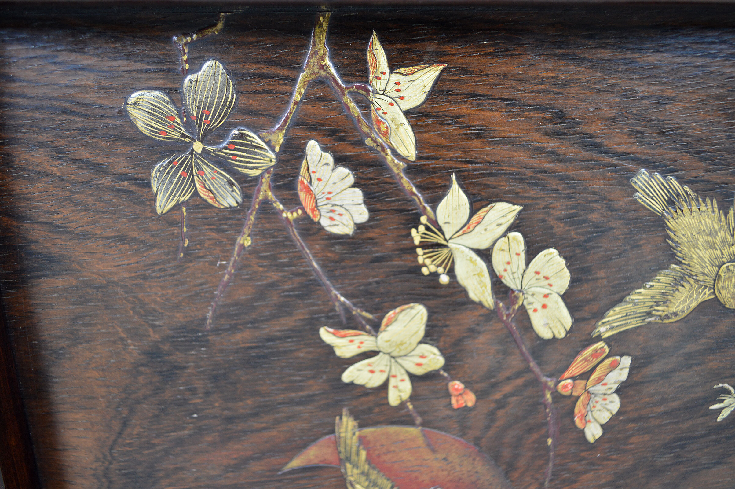Japanese pedestal table in carved wood and lacquered panels, France, circa 1880