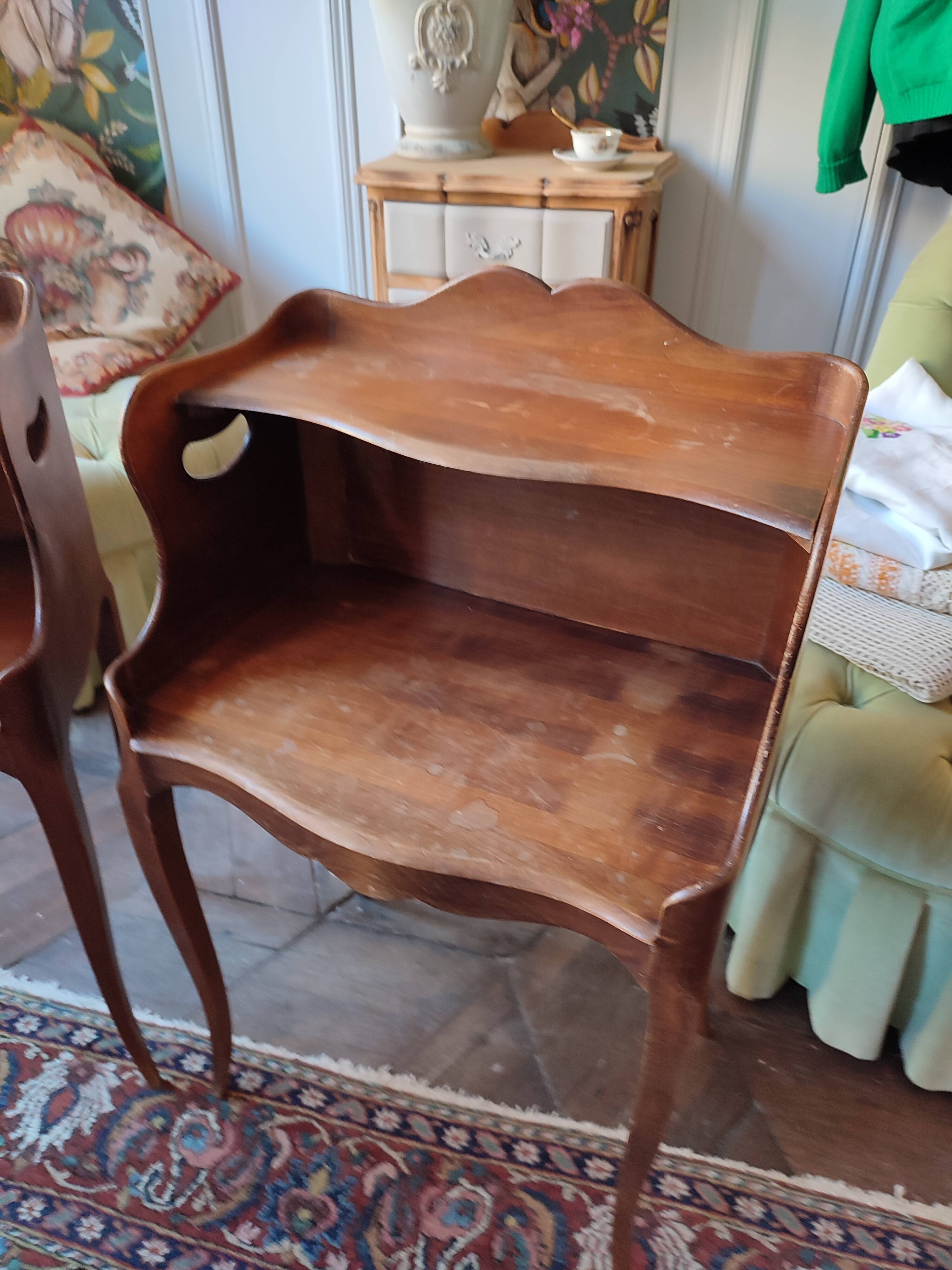 Paire de chevets niche style Louis XV