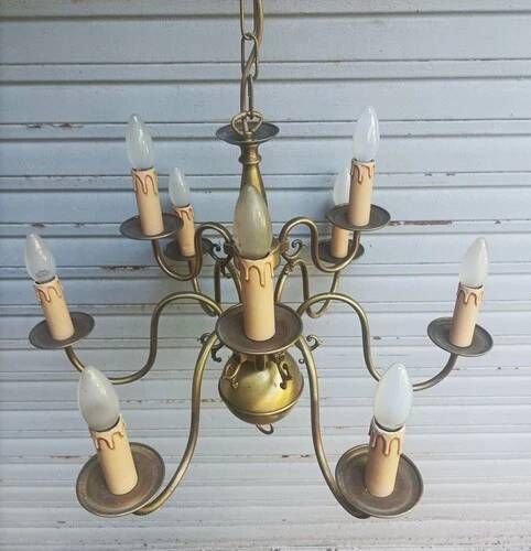 Important 9-light chandelier in Dutch style with 2 levels in brass - in working condition.