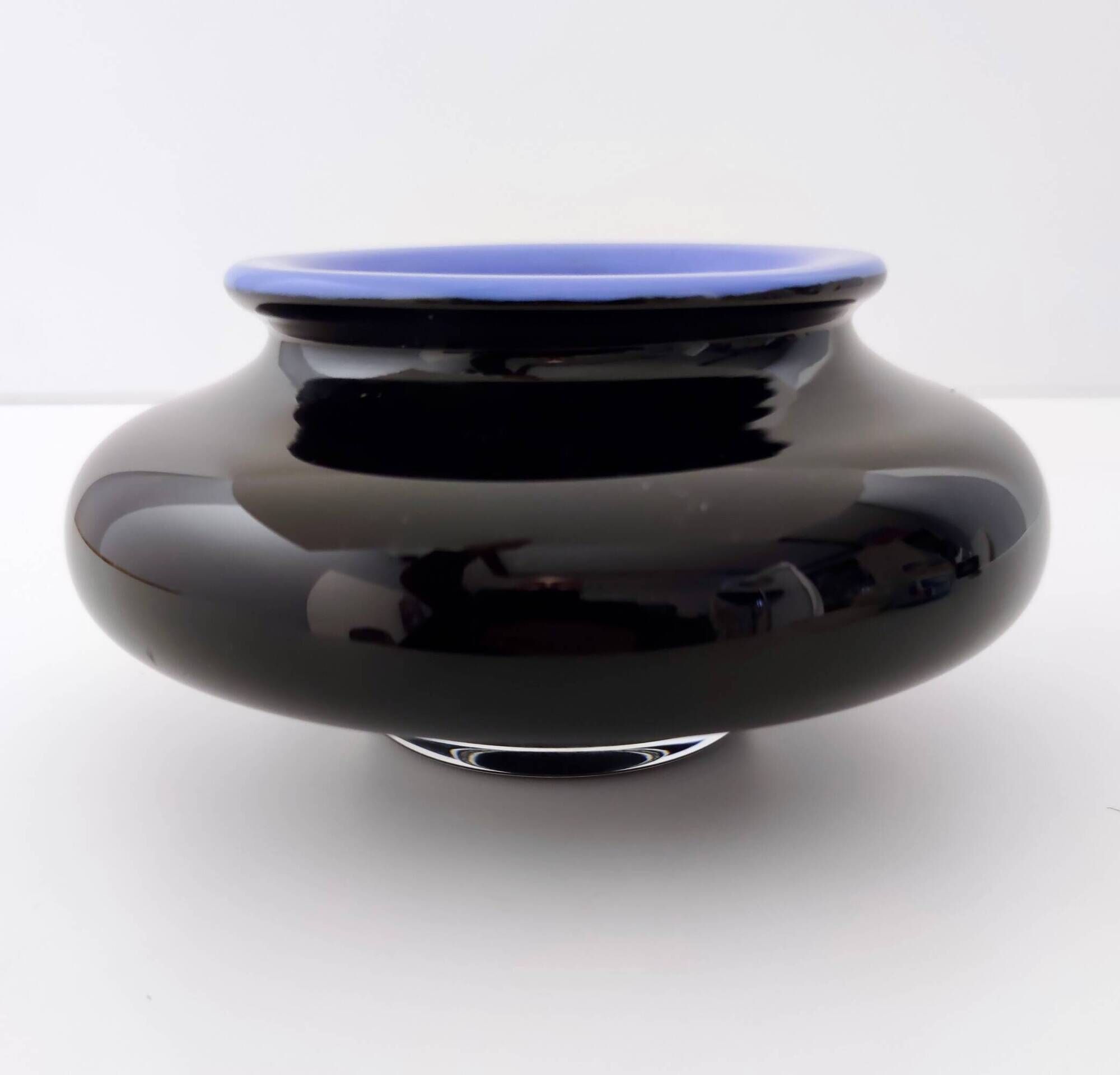 Postmodern Iridescent Black and Cornflower Blue Cased Glass Vase, Italy