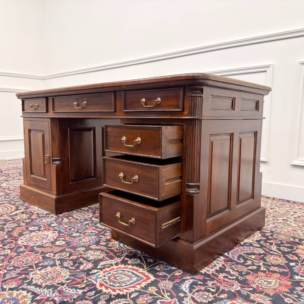 Classic English Chesterfield Desk