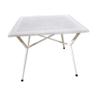 Metal garden table