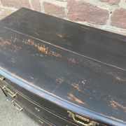 Alsatian curved chest of drawers XVIIIth patinated