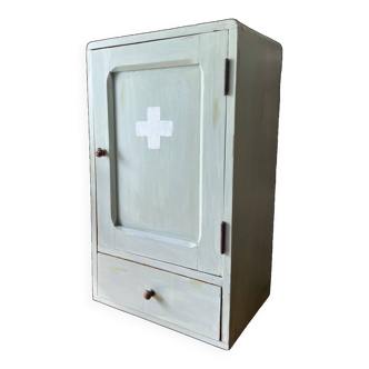 Armoire à pharmacie en bois