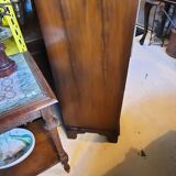 Drawer cabinet