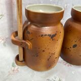 Condiment jar