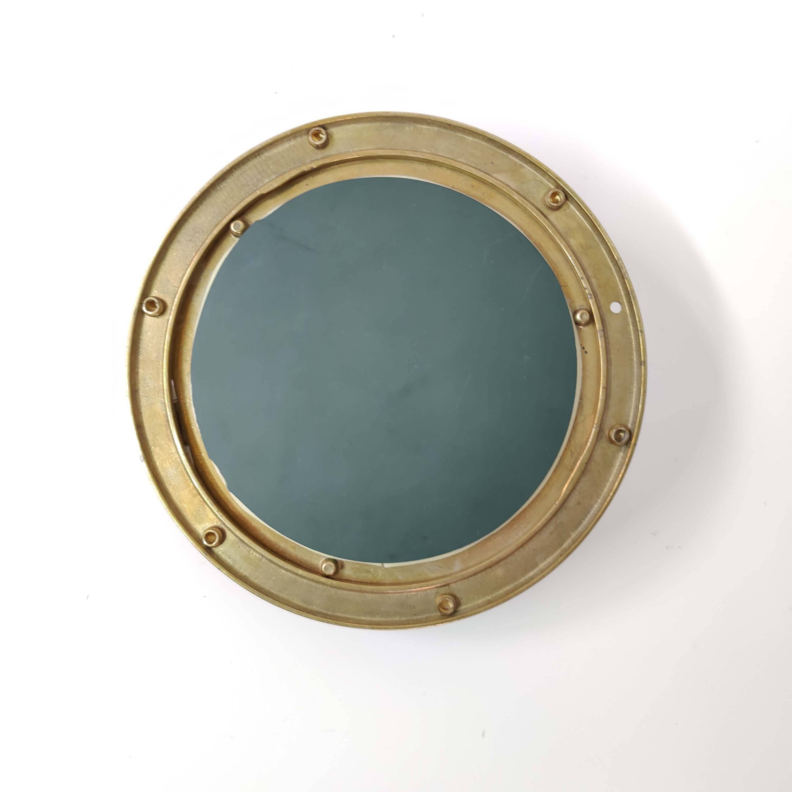 Brass porthole mirror, diameter 18cm