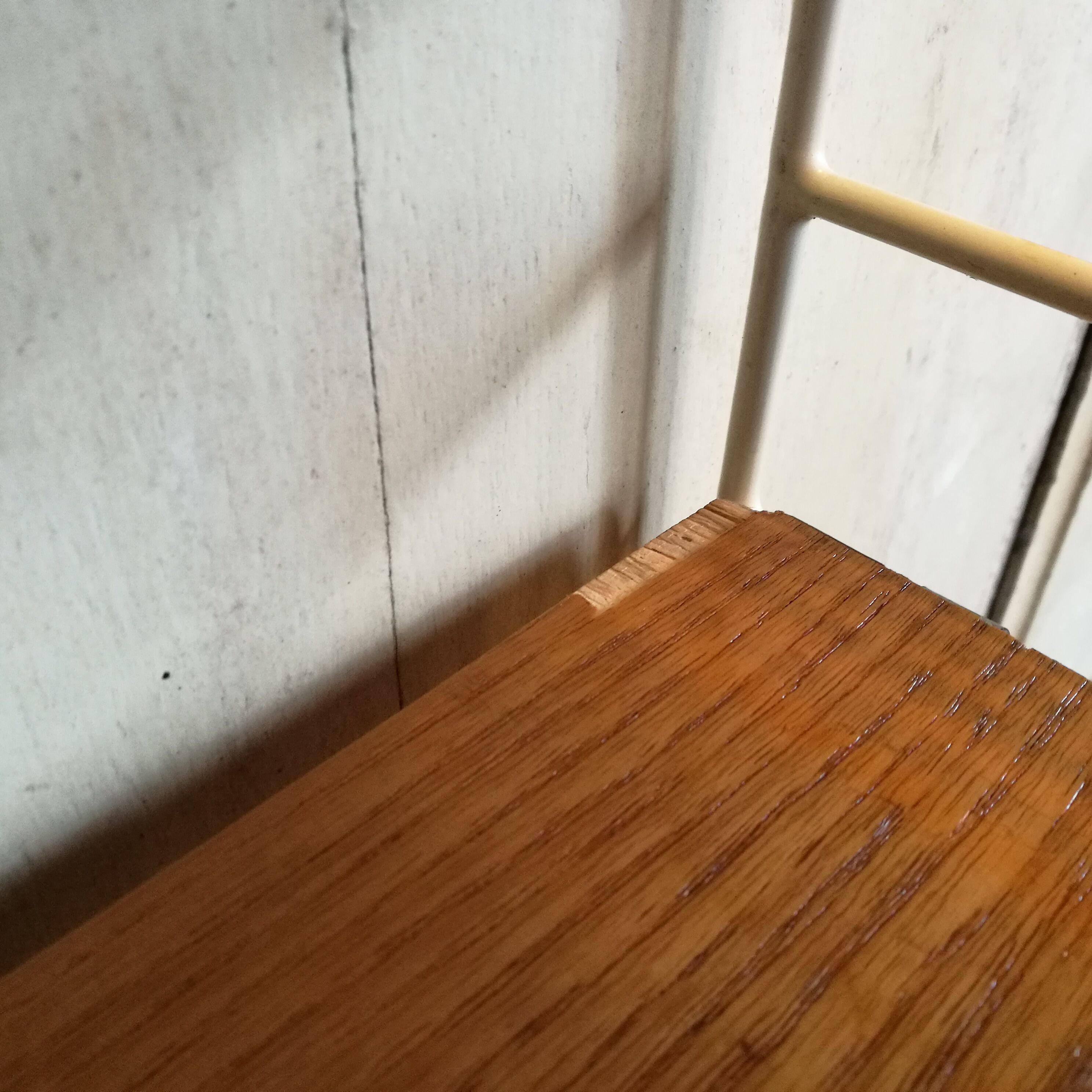 White vintage String shelf