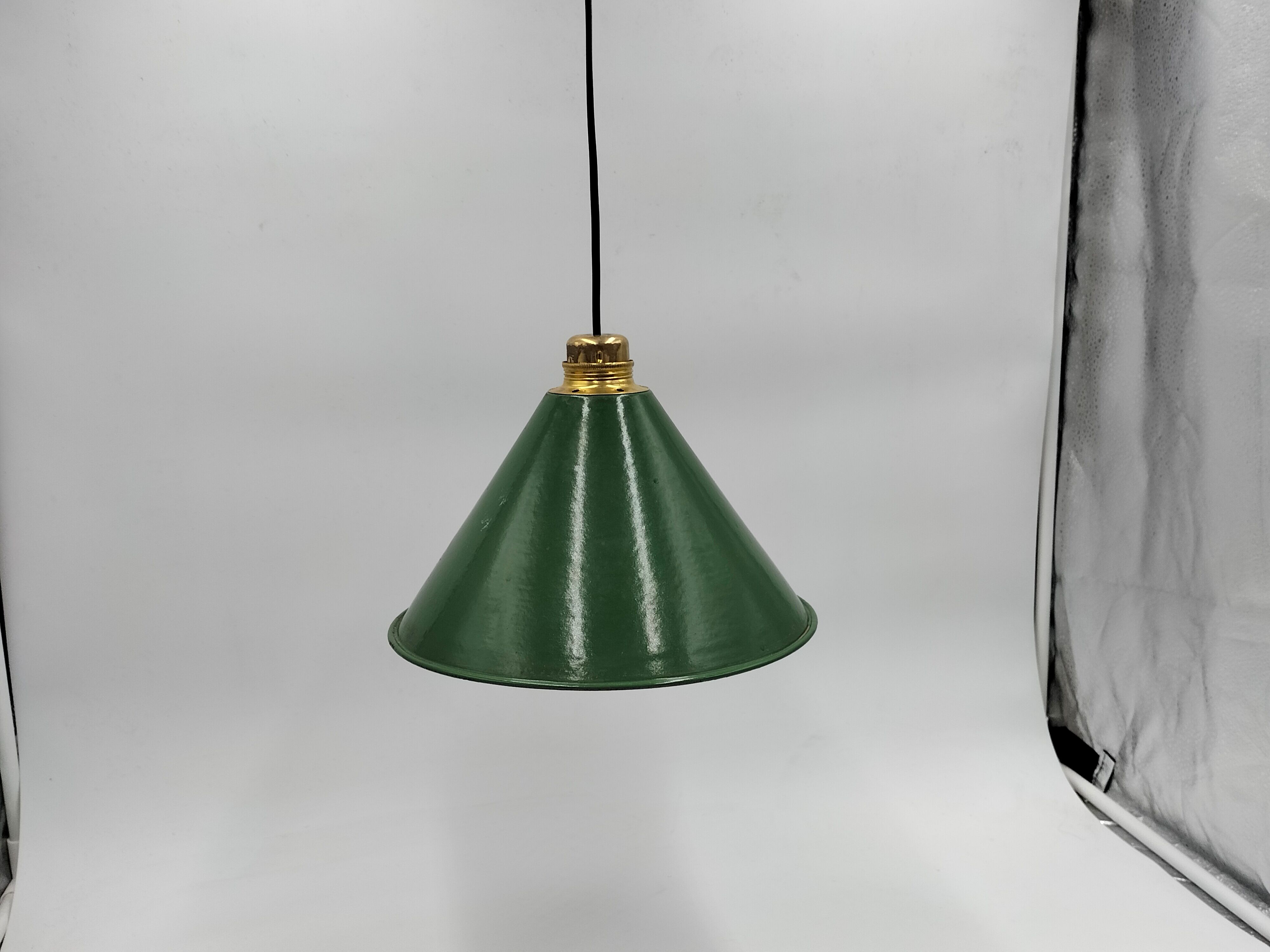 Old enamelled sheet metal lamp