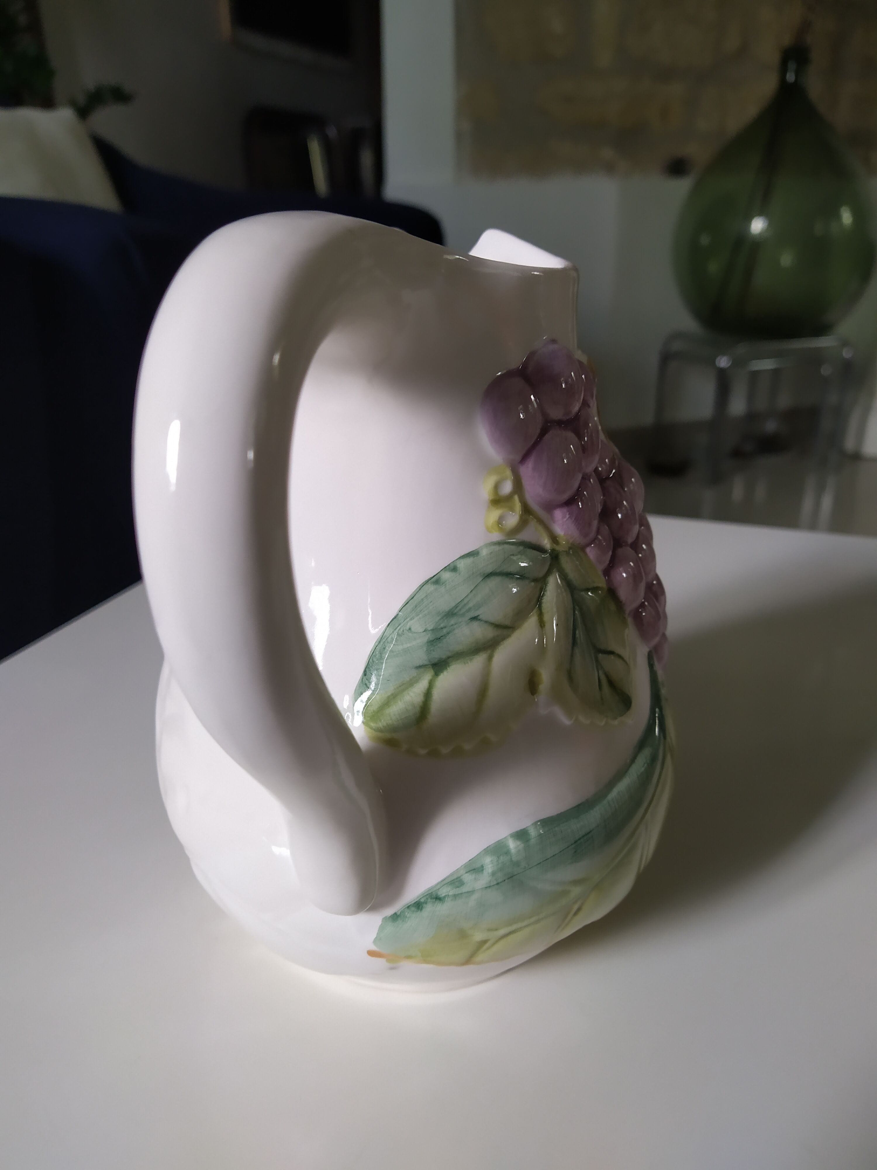 Vintage slurry pitcher