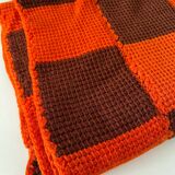 Vintage hand-knitted wool vichy blanket 110x88.