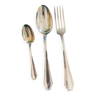 37-piece cutlery set // Vincent Charlieu // circa 1960s / silver-plated metal