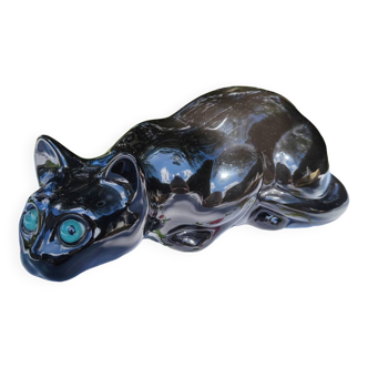 Black ceramic cat