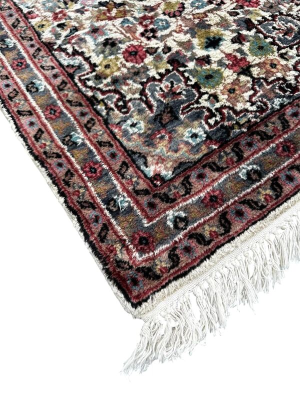 Tapis persan en laine et soie 110cm x 60cm