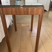 Table d'appoint de style scandinave