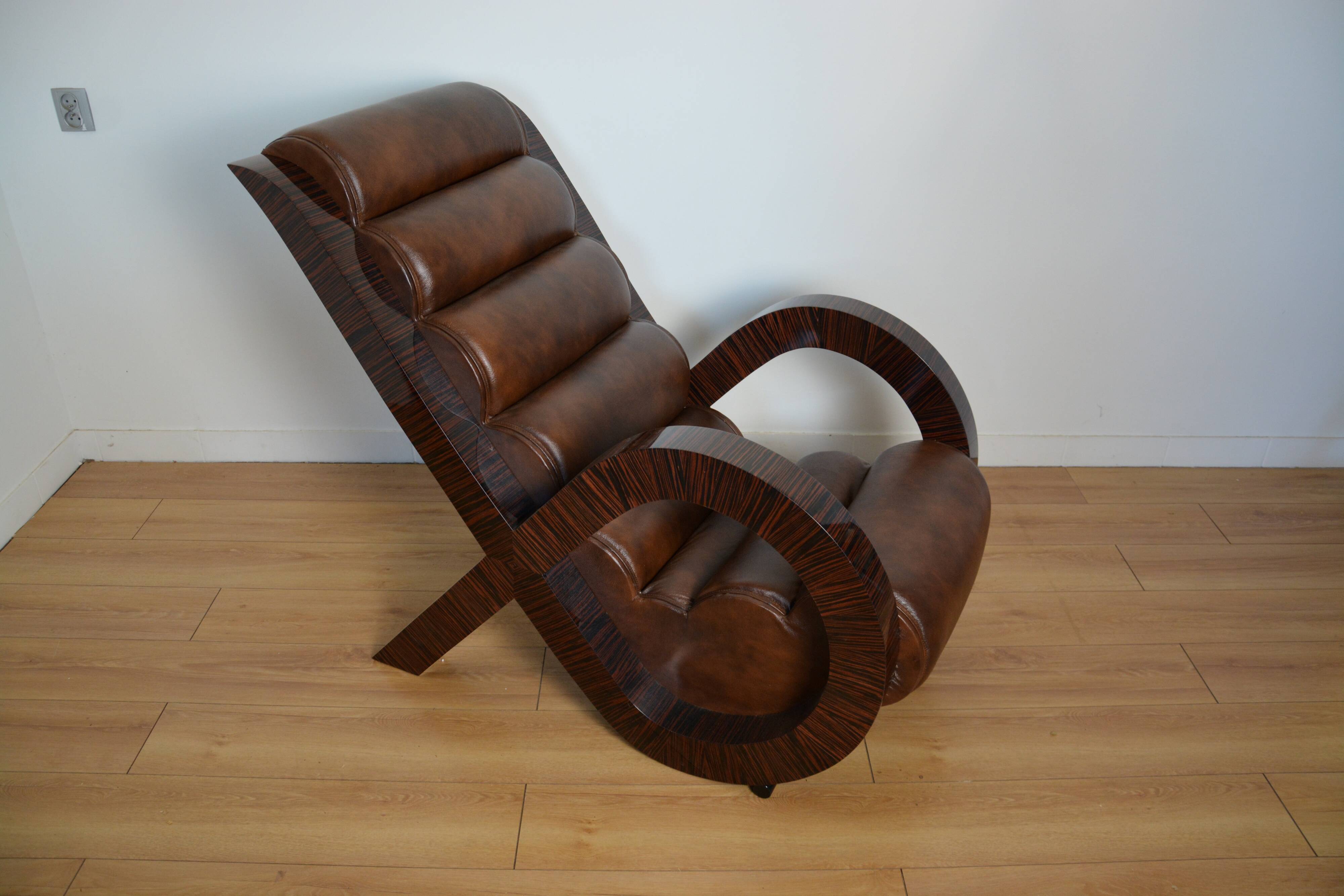 Art Deco armchair - Lucca chair by Jean de Merry