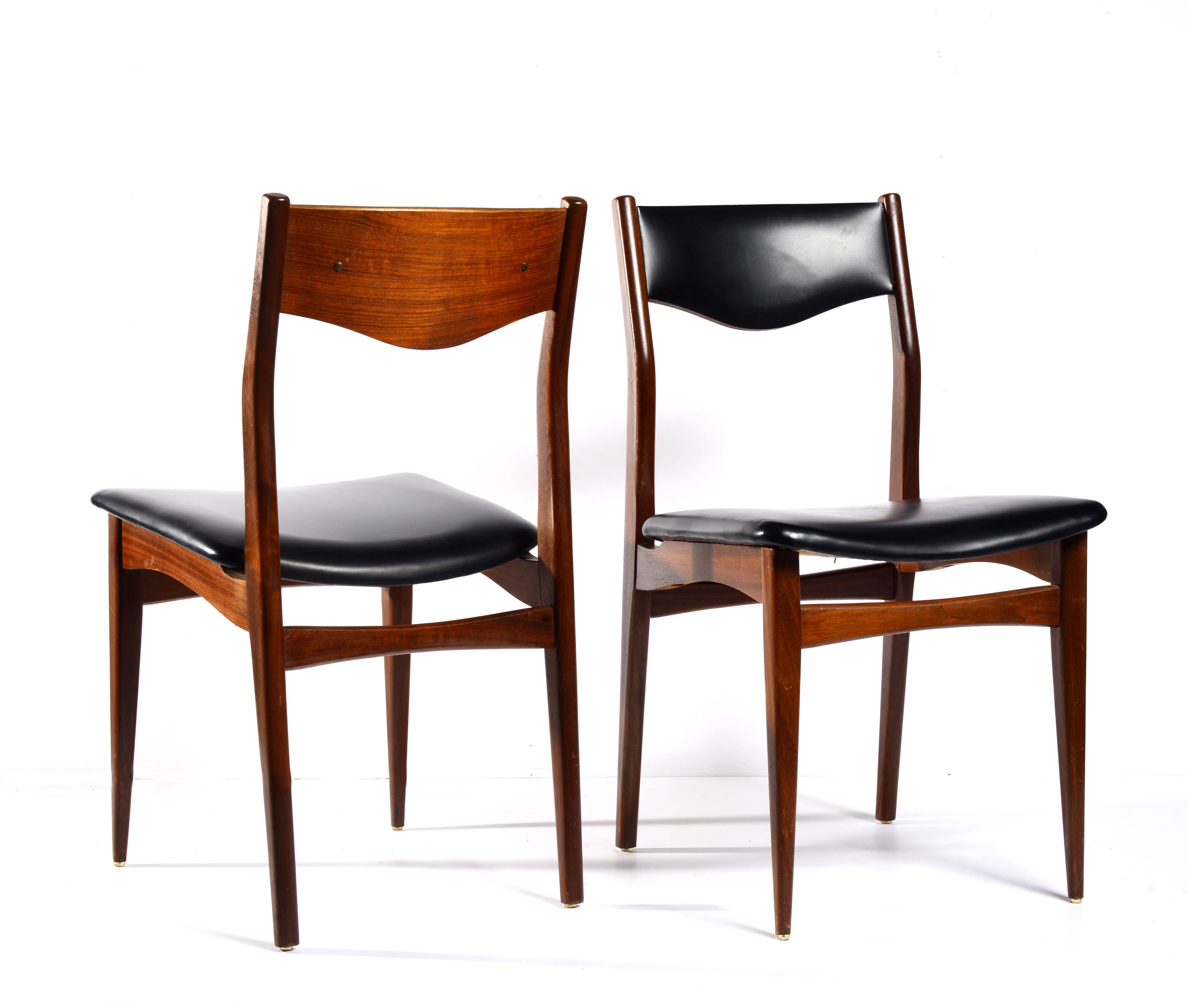 Paire de chaises teck et skaî