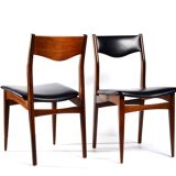 Pair of teak and skaî chairs
