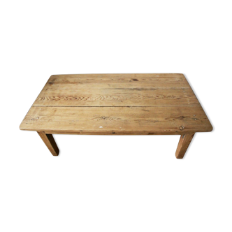 Wooden farmhouse coffee table