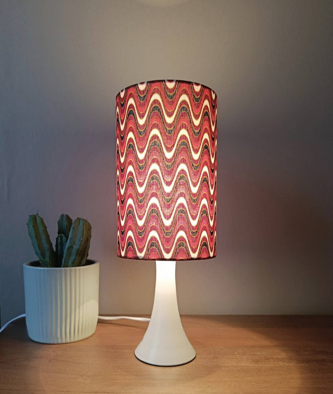 Vintage table lamp with psychedelic printed shade