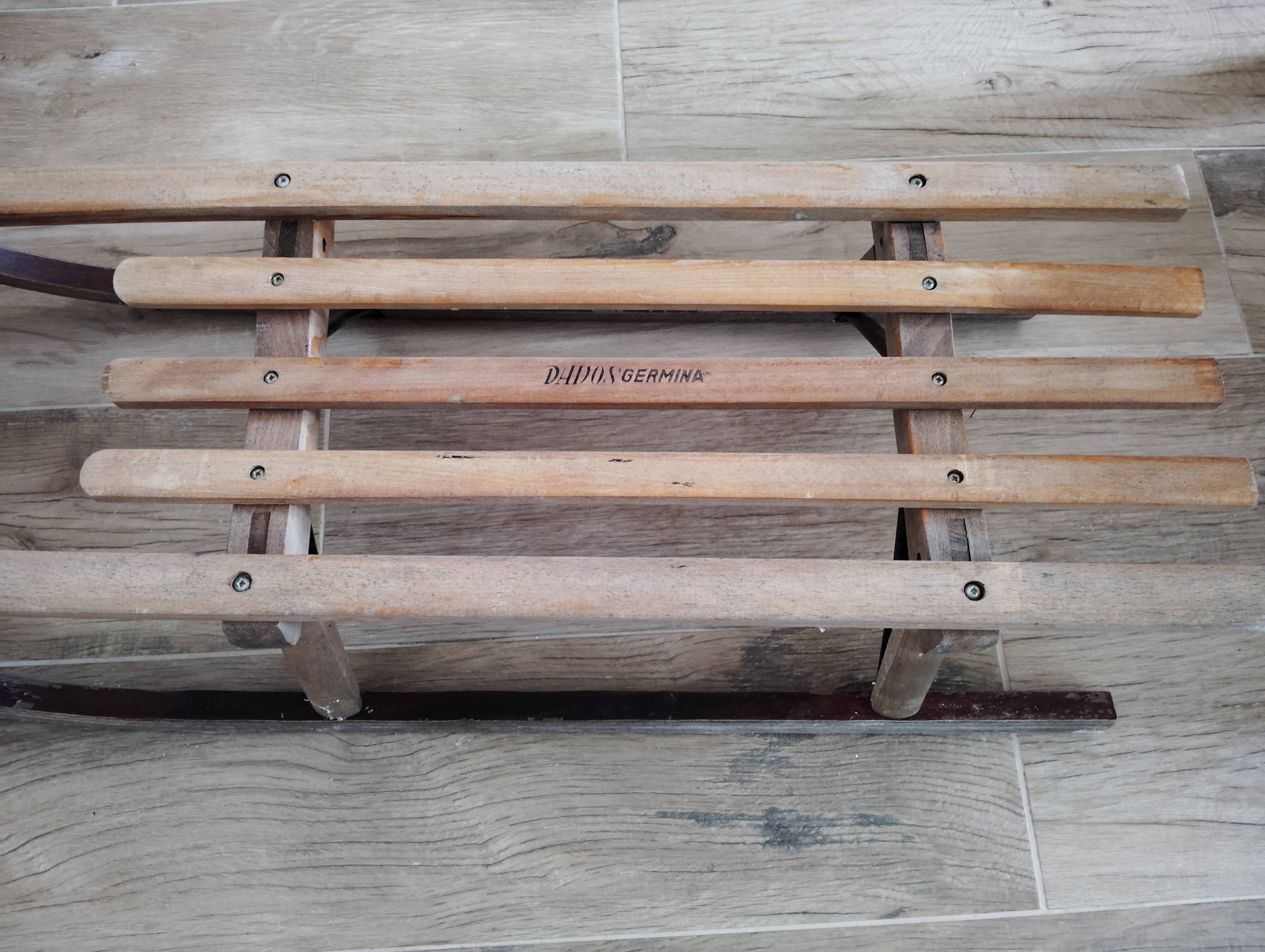 Germina dado wooden sled